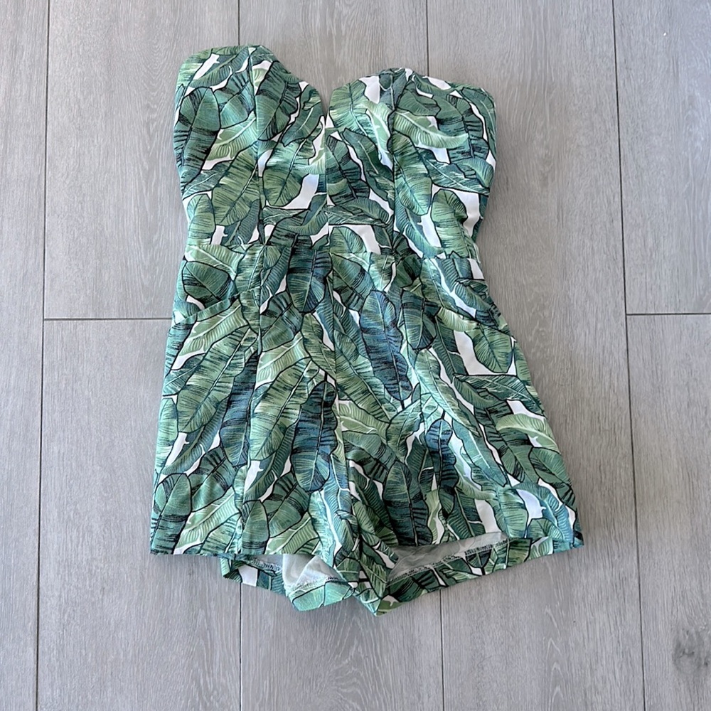 Romper - Picture 2 of 2